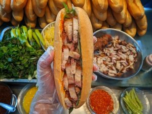 bánh mì heo quay