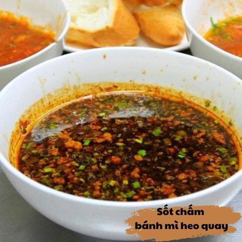 nuoc-sot-banh-mi-heo-quay